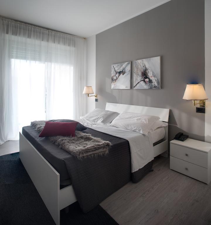 Roero Park Hotel Sommariva Perno Exteriör bild